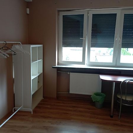 Pokoje Targowek Hotell Warszawa Exteriör bild