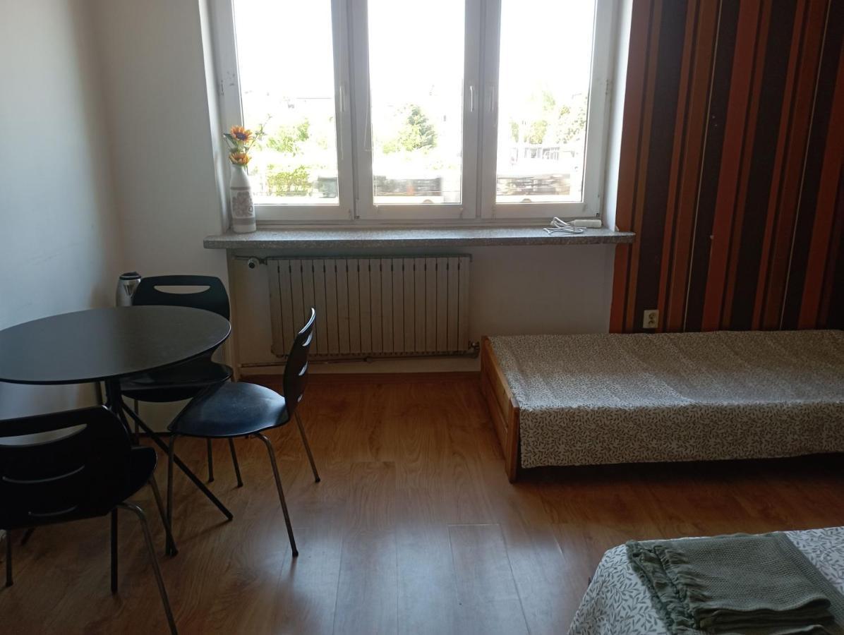Pokoje Targowek Hotell Warszawa Exteriör bild