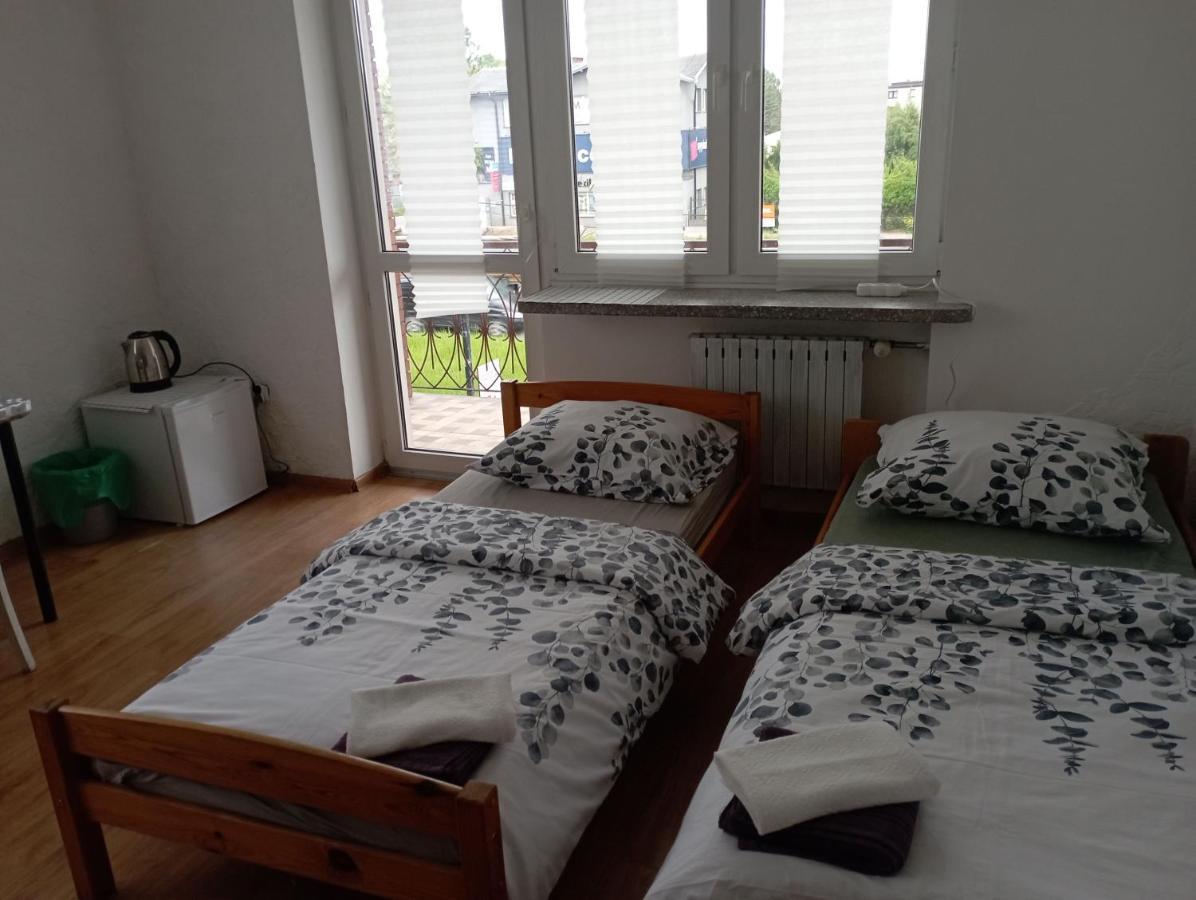 Pokoje Targowek Hotell Warszawa Exteriör bild