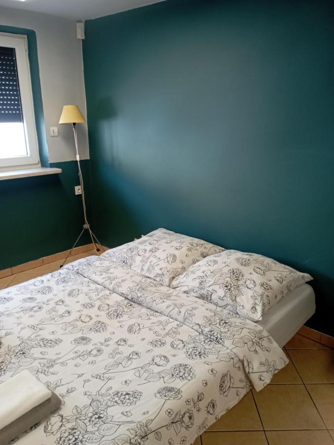 Pokoje Targowek Hotell Warszawa Exteriör bild