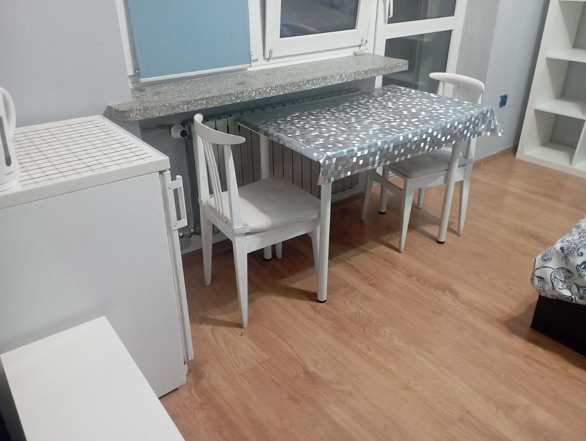 Pokoje Targowek Hotell Warszawa Exteriör bild